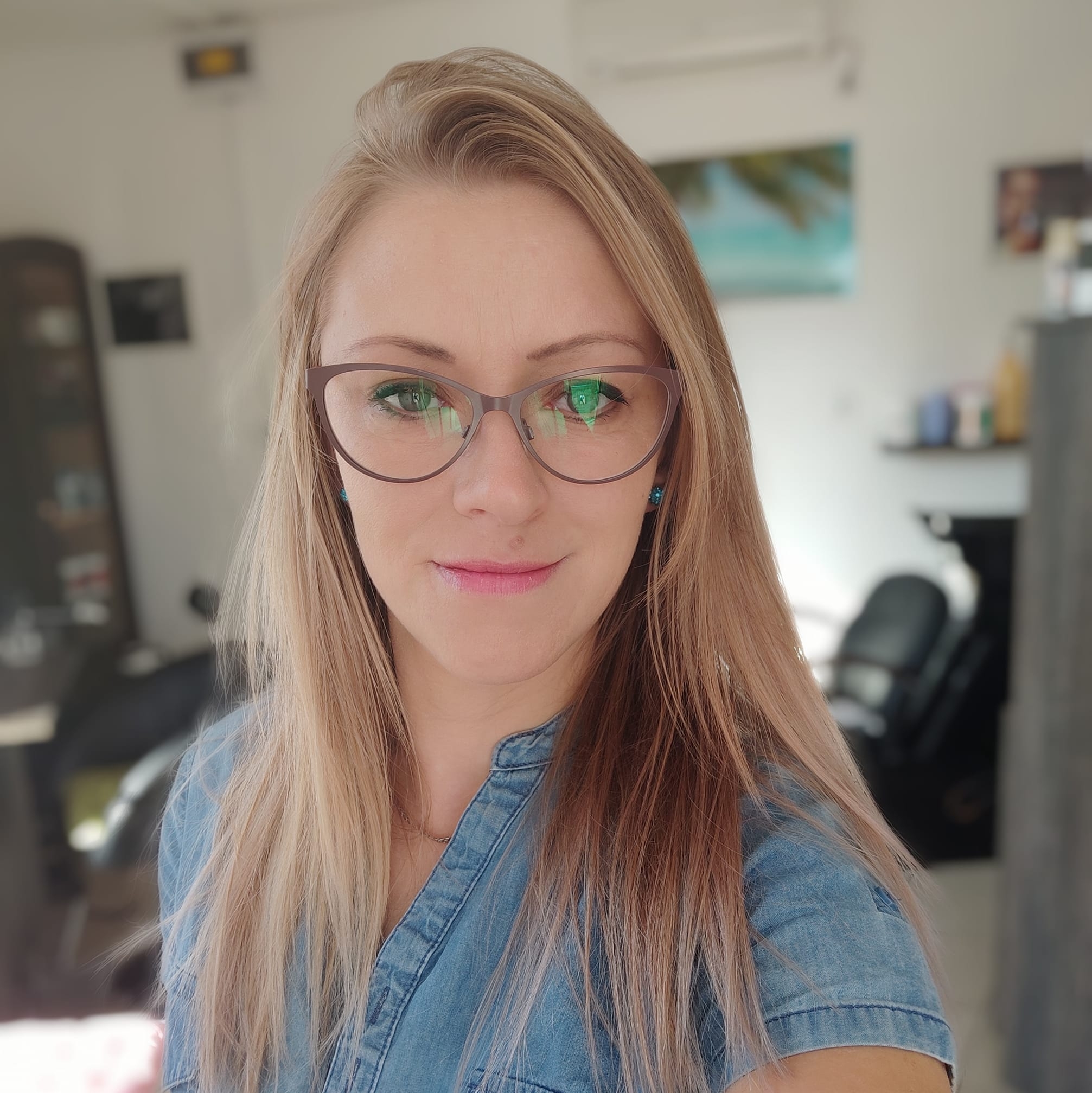 Lovász Tímea Fodrász Pécsvárad